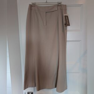 Jones New York Elegant Beige A-Line Skirt